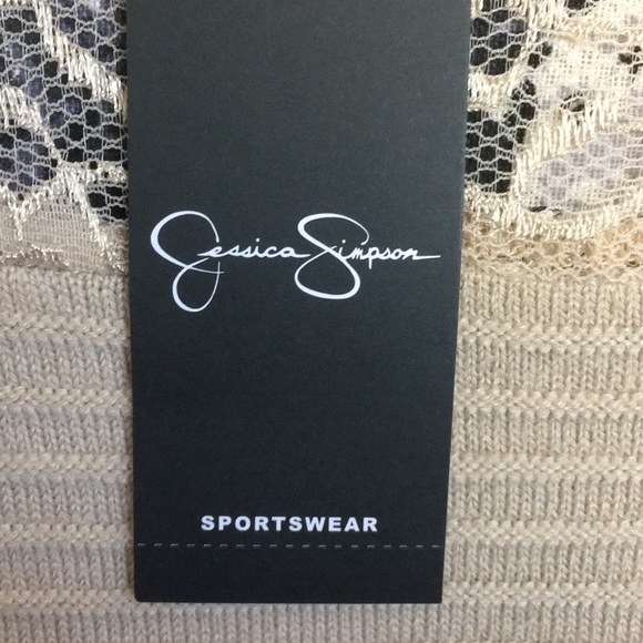 Dress - Picture 6 of 7